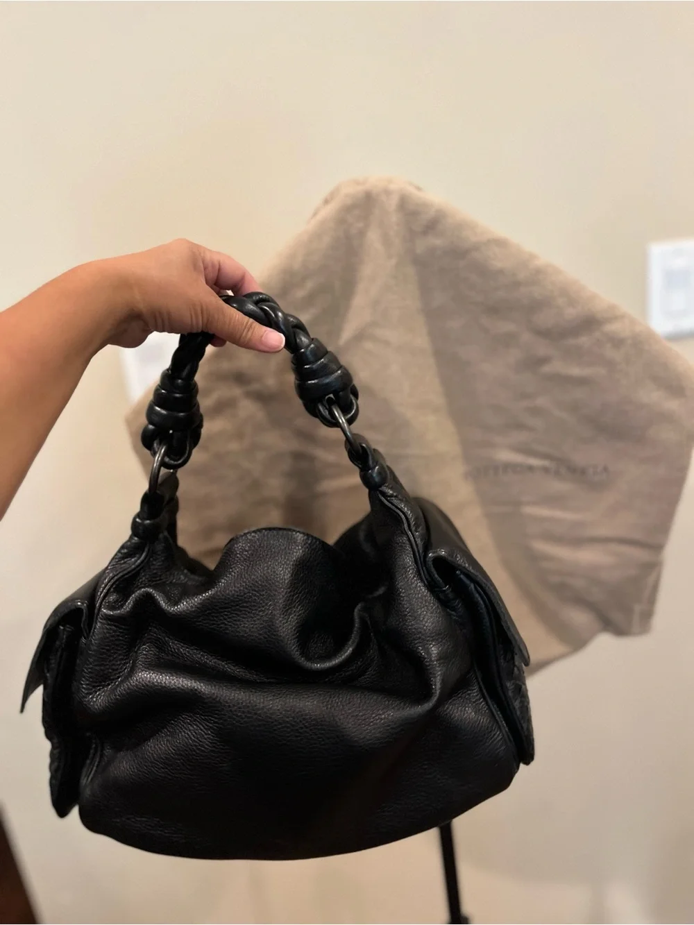 BOTTEGA VENETA CERVO COCKER HOBO BLACK LEATHER BAG WITH DUST BAG